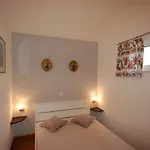 Dzoni Apartman Split