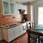 Dzoni * Split