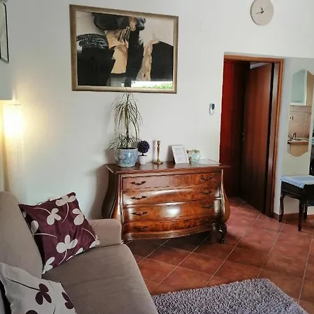 Dzoni Apartment Split